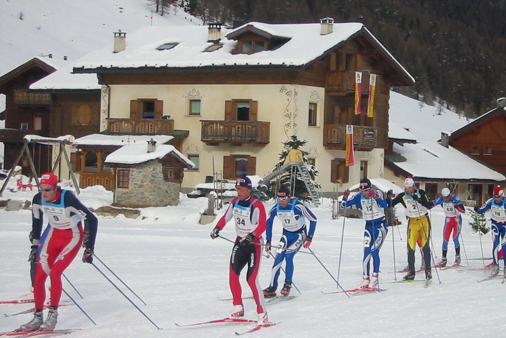 Art Apartments Casa Lapis Livigno Buitenkant foto